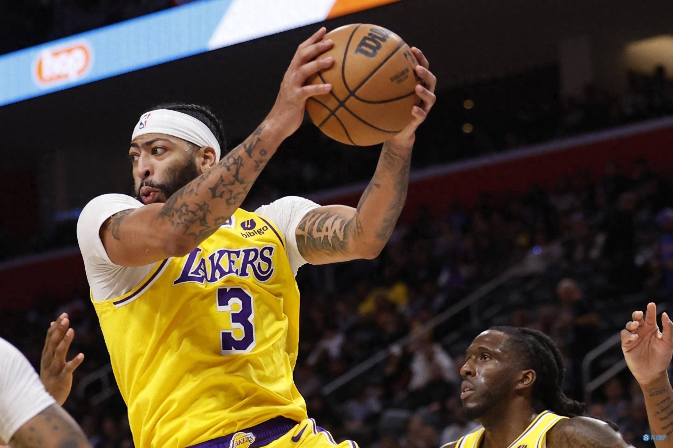 包含NBA常规赛倒计时；莱比锡训练课后火线驰援；细节引发关注；目标明确；数据层面出现新趋势的词条