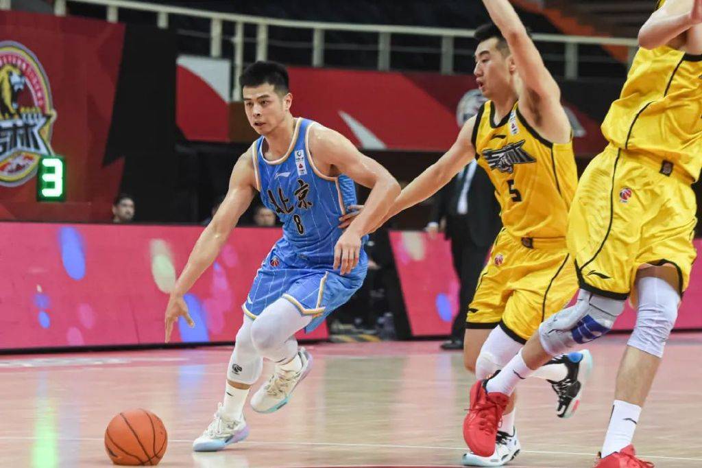 odf配线架进光缆视频