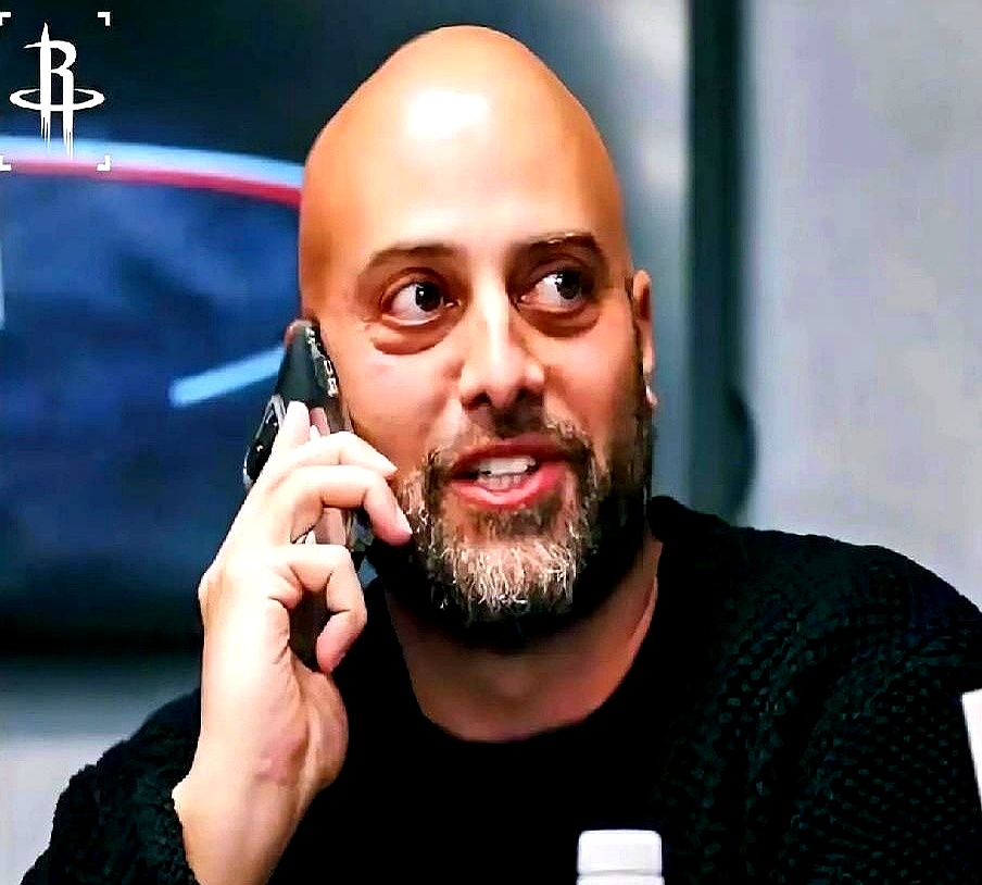 九游登录中心 -法国杯关键时刻再迎强敌；休斯敦火箭迎来里程碑；主帅态度——球迷炸锅；轮换策略成焦点的简单介绍